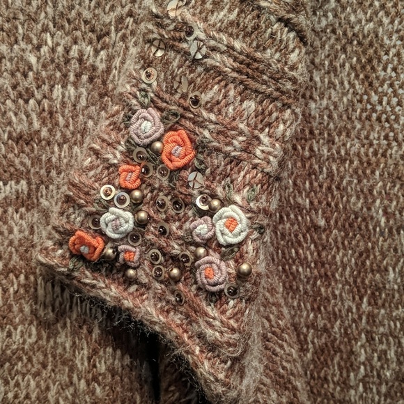 Chunky Cardigan Sweater - Picture 2 of 6